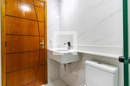 Casa de condomínio à venda com 160m², 3 quartos e 2 vagas Casa de condomínio à venda com 160m², 3 quartos e 2 vagasBanheiro da Suíte 1