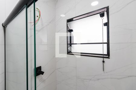 Casa de condomínio à venda com 160m², 3 quartos e 2 vagas Casa de condomínio à venda com 160m², 3 quartos e 2 vagasEspaço Gourmet - Banheiro 4