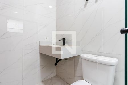 Casa de condomínio à venda com 160m², 3 quartos e 2 vagas Casa de condomínio à venda com 160m², 3 quartos e 2 vagasEspaço Gourmet - Banheiro 4