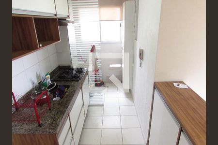 Cozinha de apartamento à venda com 3 quartos, 57m² em Vila Pirajussara, São Paulo