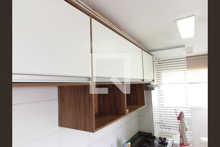 Cozinha de apartamento à venda com 3 quartos, 57m² em Vila Pirajussara, São Paulo