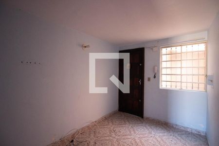 Sala de apartamento para alugar com 2 quartos, 45m² em Conjunto Residencial José Bonifácio, São Paulo