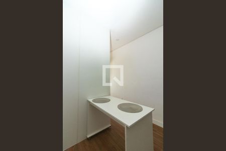 Cozinha de apartamento para alugar com 1 quarto, 32m² em Granja Viana, Cotia