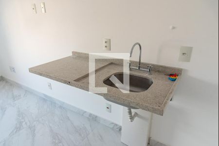 Cozinha de kitnet/studio para alugar com 1 quarto, 19m² em Vila Dom Pedro I, São Paulo