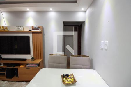 Sala de apartamento para alugar com 2 quartos, 50m² em Irajá, Rio de Janeiro