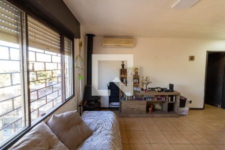 Sala de casa à venda com 3 quartos, 102m² em Teresópolis, Porto Alegre