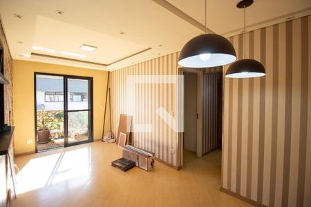 Sala  de apartamento para alugar com 2 quartos, 56m² em Itaquera, São Paulo