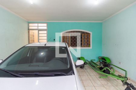 Casa à venda com 149m², 2 quartos e 2 vagas Casa à venda com 149m², 2 quartos e 2 vagasGaragem