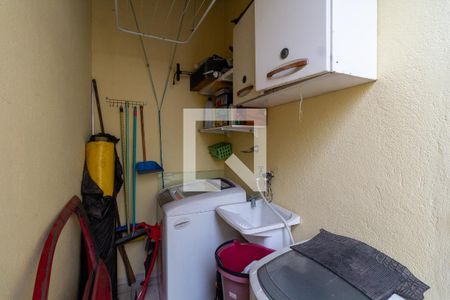 Casa à venda com 149m², 2 quartos e 2 vagas Casa à venda com 149m², 2 quartos e 2 vagasÁrea de Serviço