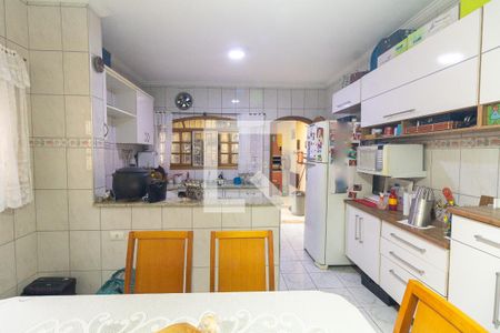 Casa à venda com 149m², 2 quartos e 2 vagas Casa à venda com 149m², 2 quartos e 2 vagasCozinha
