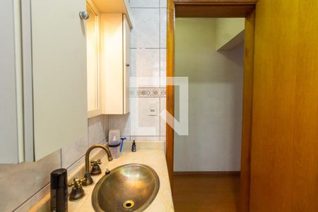 Casa à venda com 149m², 2 quartos e 2 vagas Casa à venda com 149m², 2 quartos e 2 vagasBanheiro