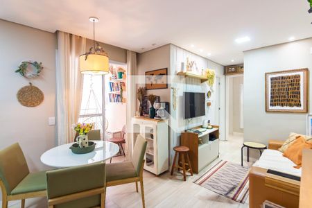 Sala  de apartamento à venda com 2 quartos, 50m² em Santa Maria, Osasco