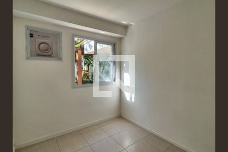 Quarto de apartamento à venda com 2 quartos, 100m² em Recreio dos Bandeirantes, Rio de Janeiro