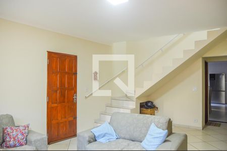 Casa à venda com 323m², 3 quartos e 4 vagasSala