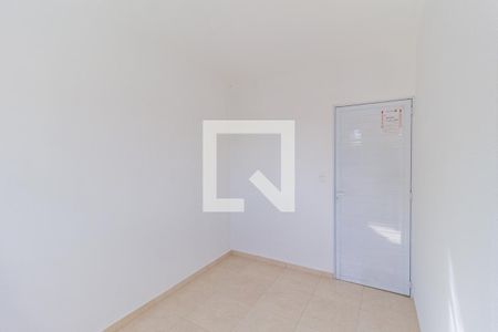 Quarto 2 de casa de condomínio para alugar com 2 quartos, 45m² em Vila Santa Terezinha, Carapicuíba