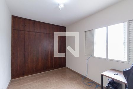 Quarto 2 de casa à venda com 3 quartos, 180m² em Umuarama, Osasco