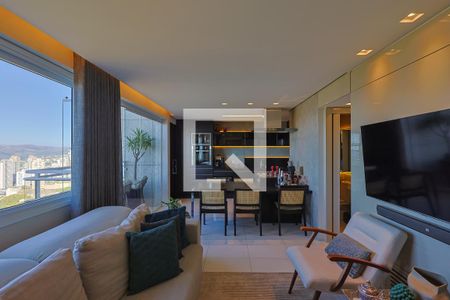 Sala de apartamento à venda com 2 quartos, 75m² em Vila da Serra, Belo Horizonte