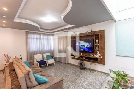 Sala de casa para alugar com 4 quartos, 278m² em São João Batista, Belo Horizonte