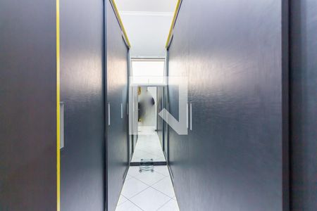 Closet de casa à venda com 3 quartos, 207m² em I.a.p.i., Osasco