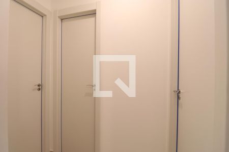 Corredor de apartamento para alugar com 2 quartos, 42m² em Várzea da Barra Funda, São Paulo