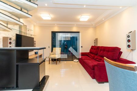 Sala de casa de condomínio para alugar com 2 quartos, 100m² em Vila Carmosina, São Paulo