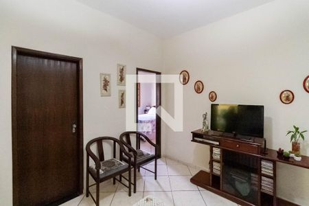 Sala  de casa à venda com 4 quartos, 304m² em Bonfim, Belo Horizonte