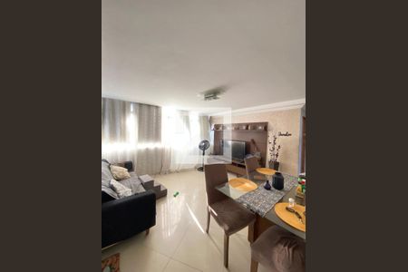 Sala de apartamento à venda com 3 quartos, 120m² em Pilares, Rio de Janeiro