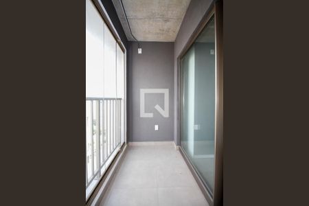 Varanda de kitnet/studio para alugar com 1 quarto, 24m² em Pinheiros, São Paulo