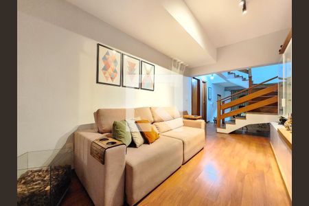 Sala de casa à venda com 3 quartos, 128m² em Buritis, Belo Horizonte