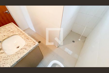 Casa à venda com 400m², 3 quartos e 3 vagas Casa à venda com 400m², 3 quartos e 3 vagasBanheiro da Suíte 1