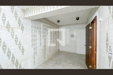 Casa à venda com 400m², 3 quartos e 3 vagas Casa à venda com 400m², 3 quartos e 3 vagasSala de Tv