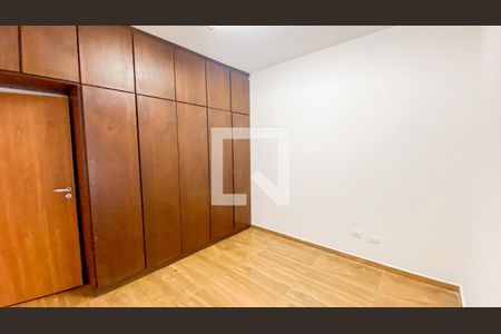 Casa à venda com 400m², 3 quartos e 3 vagas Casa à venda com 400m², 3 quartos e 3 vagasSuíte 2