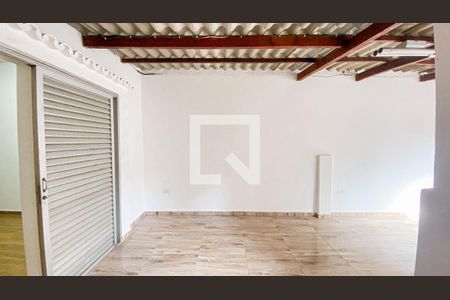 Casa à venda com 400m², 3 quartos e 3 vagas Casa à venda com 400m², 3 quartos e 3 vagasEspaço Gourmet