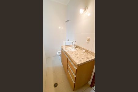 Casa à venda com 400m², 3 quartos e 3 vagas Casa à venda com 400m², 3 quartos e 3 vagasBanheiro da Suíte 1