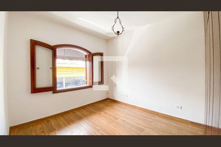 Casa à venda com 400m², 3 quartos e 3 vagas Casa à venda com 400m², 3 quartos e 3 vagasQuarto