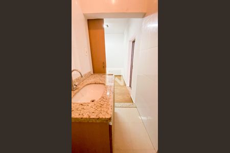 Casa à venda com 400m², 3 quartos e 3 vagas Casa à venda com 400m², 3 quartos e 3 vagasBanheiro da Suíte 2