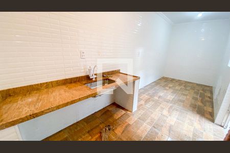 Casa à venda com 400m², 3 quartos e 3 vagas Casa à venda com 400m², 3 quartos e 3 vagasCozinha