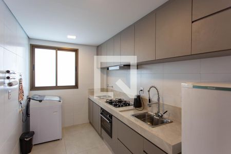 Apartamento para alugar com 84m², 3 quartos e 2 vagas Apartamento para alugar com 84m², 3 quartos e 2 vagasCozinha e Área de Serviço
