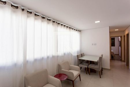 Sala de apartamento para alugar com 3 quartos, 84m² em Itapoã, Belo Horizonte