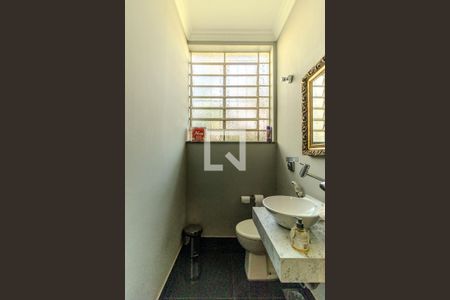 Lavabo 2 de casa à venda com 7 quartos, 400m² em Higienópolis, São Paulo