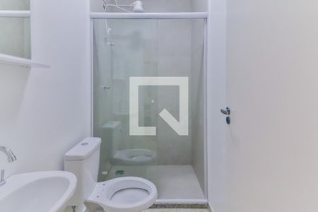 Banheiro de kitnet/studio para alugar com 1 quarto, 22m² em Vila Antonio, São Paulo