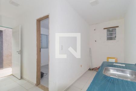Sala/Cozinha de apartamento para alugar com 1 quarto, 35m² em Vila Oratorio, São Paulo