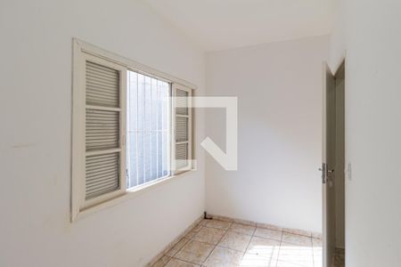 Quarto 2 de casa à venda com 6 quartos, 241m² em Vila Osasco, Osasco