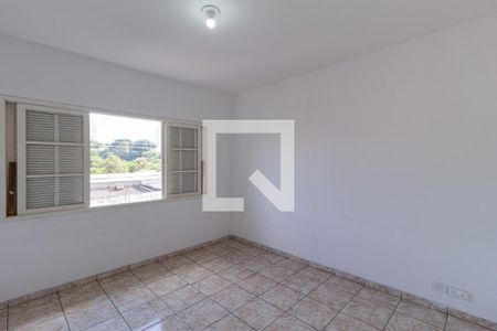 Quarto 1 de casa à venda com 6 quartos, 241m² em Vila Osasco, Osasco