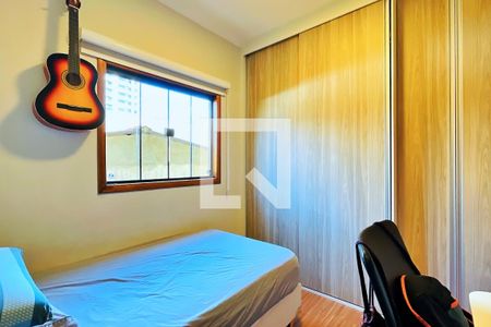 Casa à venda com 150m², 5 quartos e 4 vagas Casa à venda com 150m², 5 quartos e 4 vagasSuíte 2