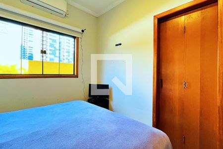 Casa à venda com 150m², 5 quartos e 4 vagas Casa à venda com 150m², 5 quartos e 4 vagasSuíte 1