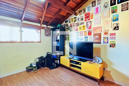 Casa à venda com 150m², 5 quartos e 4 vagas Casa à venda com 150m², 5 quartos e 4 vagasSuíte 4