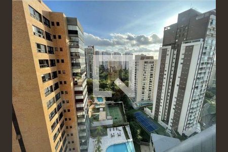 Apartamento à venda com 2 quartos, 68m² em Vila Suzana, São Paulo