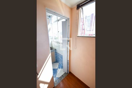 Apartamento à venda com 61m², 2 quartos e 2 vagas Apartamento à venda com 61m², 2 quartos e 2 vagasQuarto de Serviço