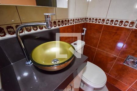 Apartamento à venda com 61m², 2 quartos e 2 vagas Apartamento à venda com 61m², 2 quartos e 2 vagasBanheiro Social